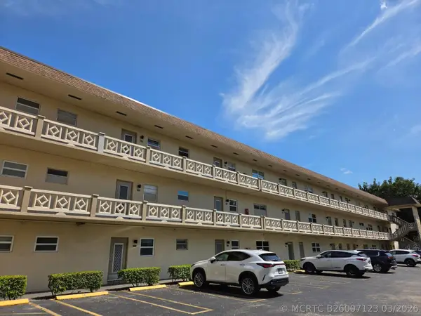 3400 NW 48th Avenue #512, Lauderdale Lakes, FL 33319