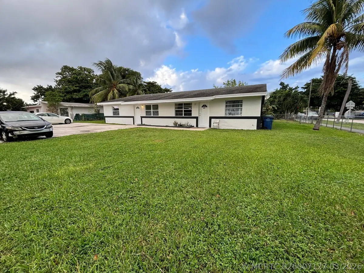 800 SW 7th Street, Hallandale Beach, FL 33009 - #1