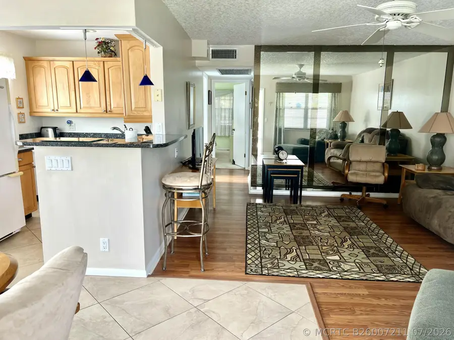 328 Farnham P, Deerfield Beach, FL 33442 - #2