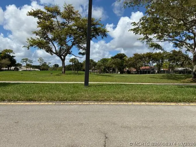 35 Brentwood Drive, Boynton Beach, FL 33436 - #3