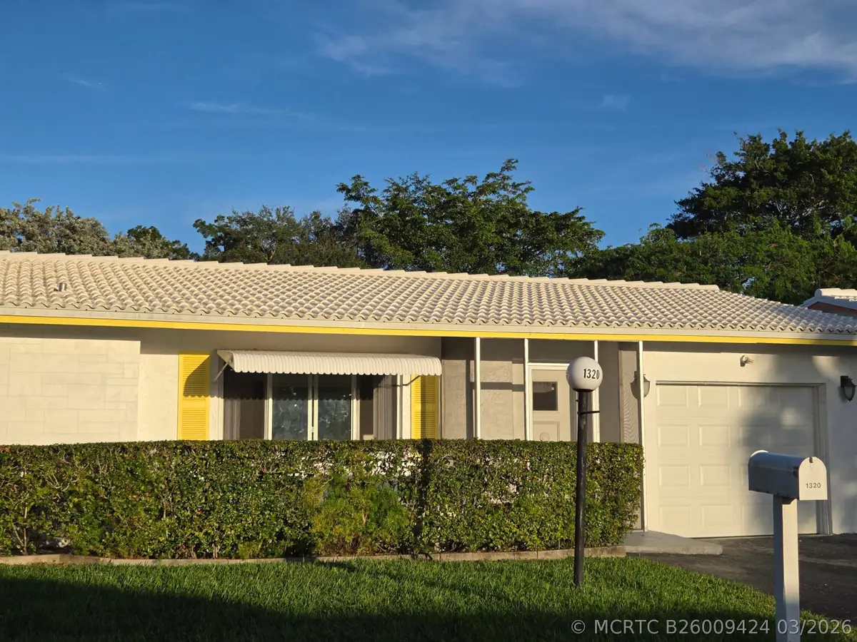 1320 NW 82nd Avenue, Plantation, FL 33322 - #1