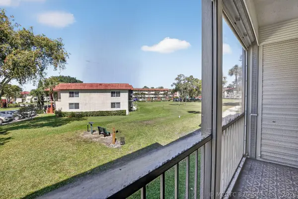 8921 S Hollybrook Boulevard #209, Pembroke Pines, FL 33025