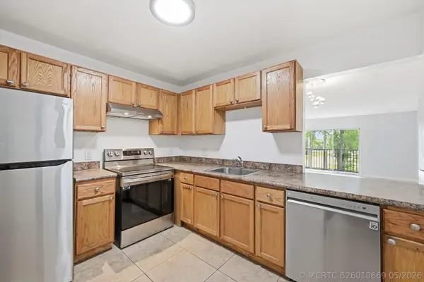 7541 NW 16th Street #1211, Plantation, FL 33313