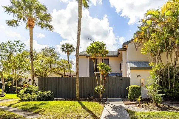 3183 Cocoplum Circle #3375, Coconut Creek, FL 33063