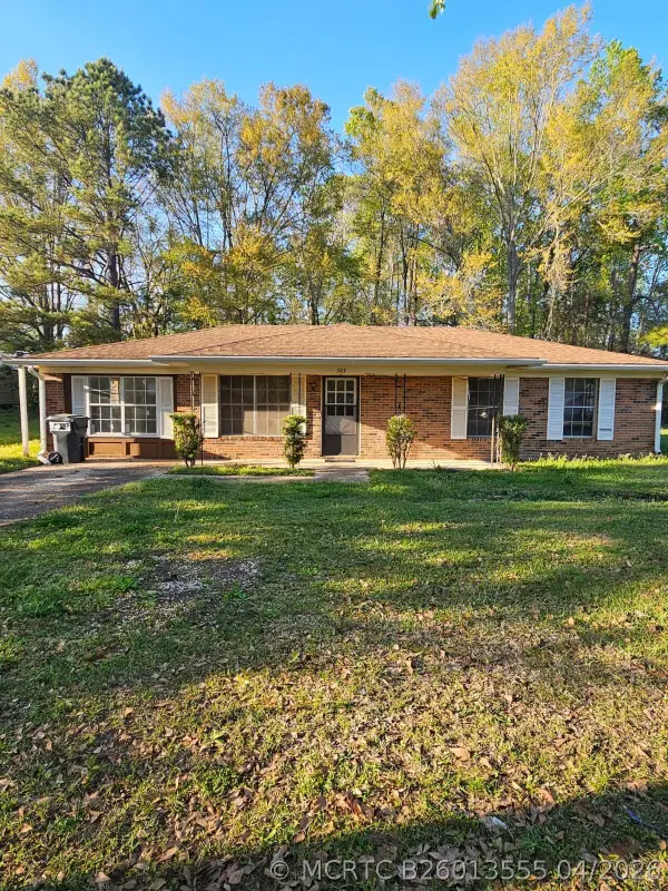 503 Martin Luther King Junior Avenue, Bonifay, FL 32425
