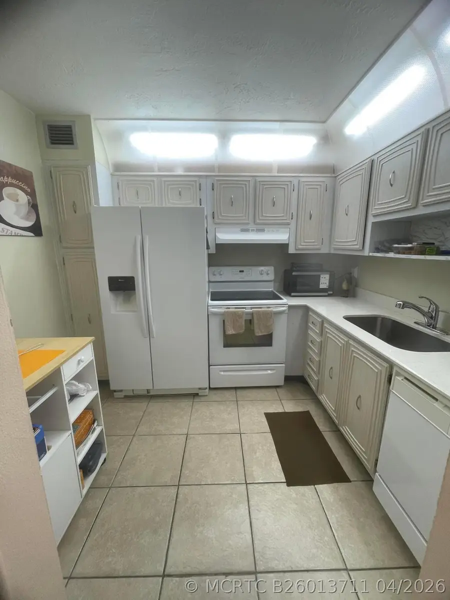 2821 Somerset Drive #118, Lauderdale Lakes, FL 33311 - #3
