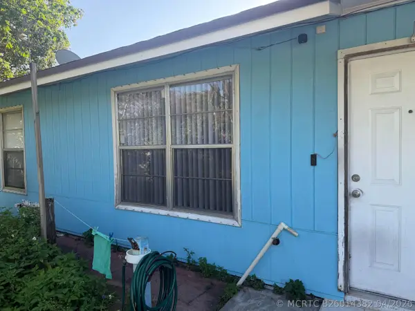 4666 E Holt, West Palm Beach, FL 33415
