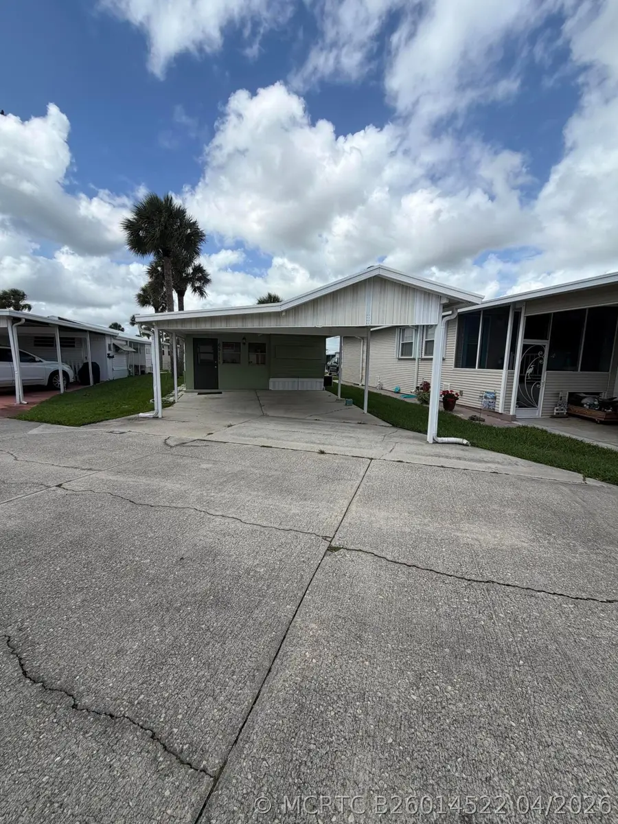 6511 SE 56th Street, Okeechobee, FL 34974 - #2