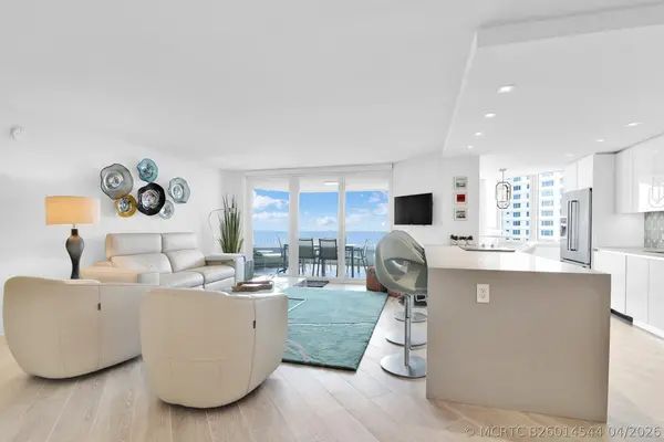 550 S Ocean Boulevard #1004, Boca Raton, FL 33432