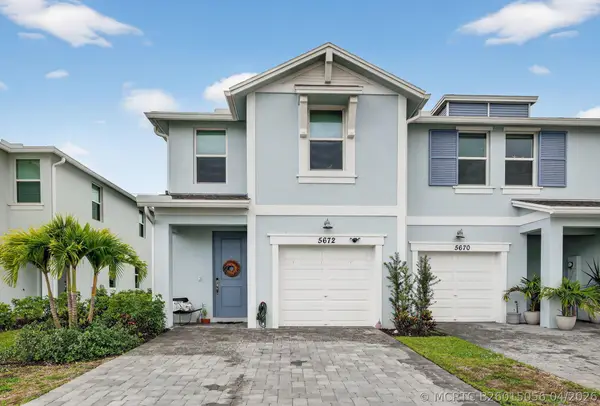 5672 SE Edgewater Circle, Stuart, FL 34997