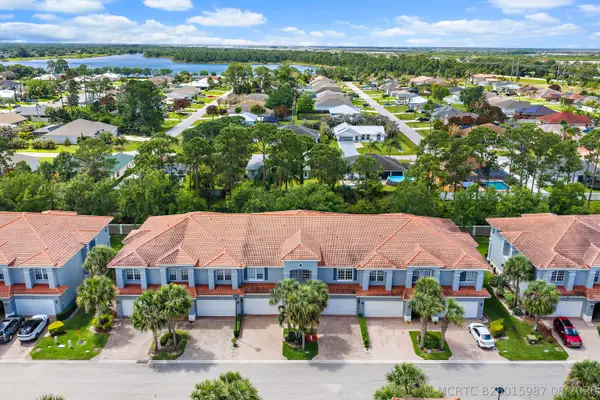2170 SW Cape Cod Drive, Port St Lucie, FL 34953