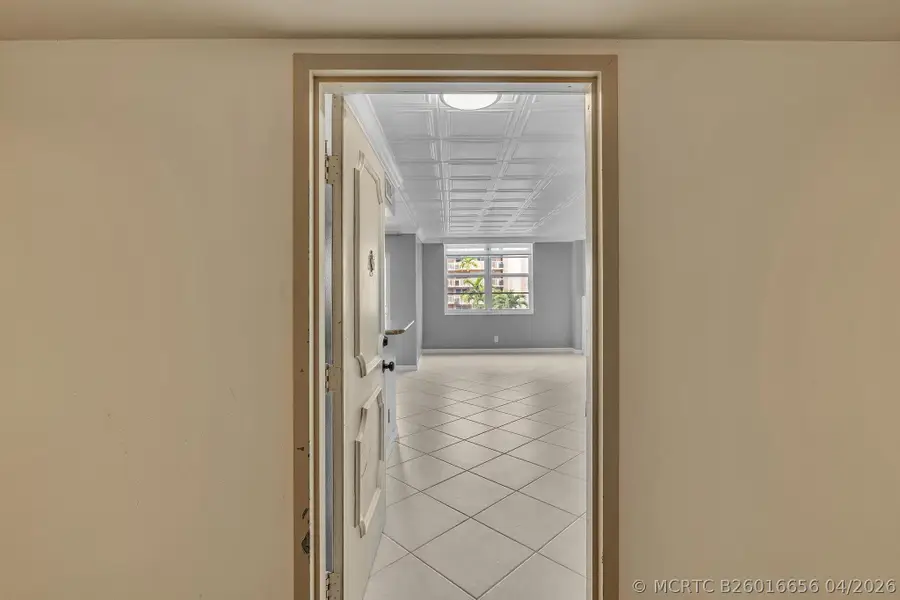 1600 SE 15th Street #305, Fort Lauderdale, FL 33316 - #3