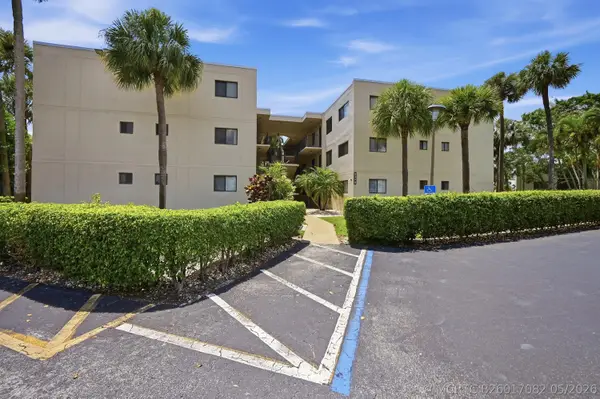 5370 Las Verdes Circle #219, Delray Beach, FL 33484
