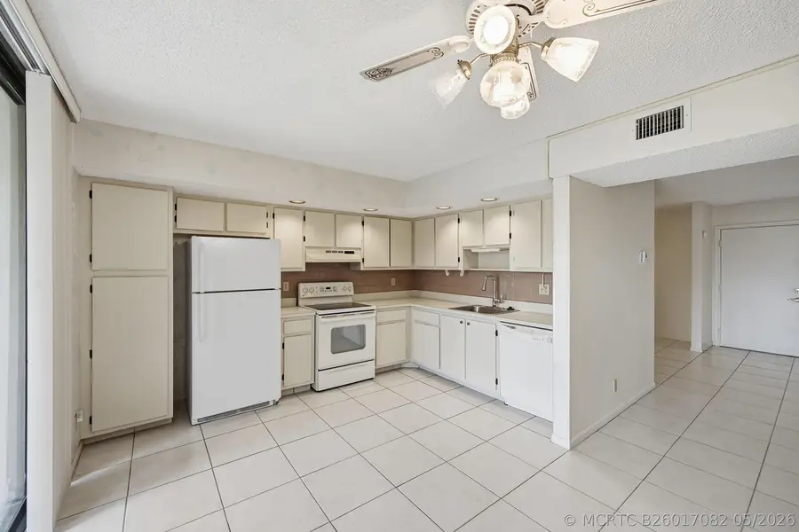 5370 Las Verdes Circle #219, Delray Beach, FL 33484 - #3