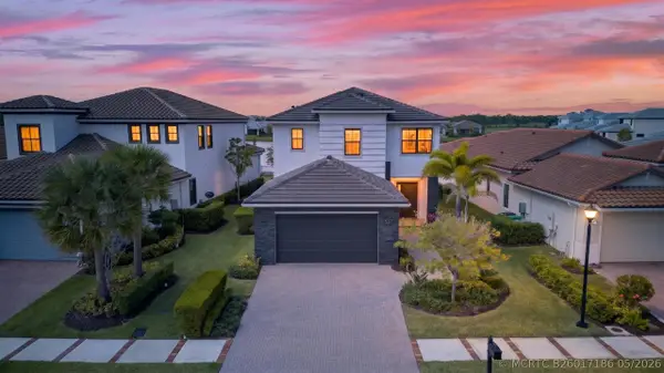 537 SE Fascino Circle, Port St Lucie, FL 34984