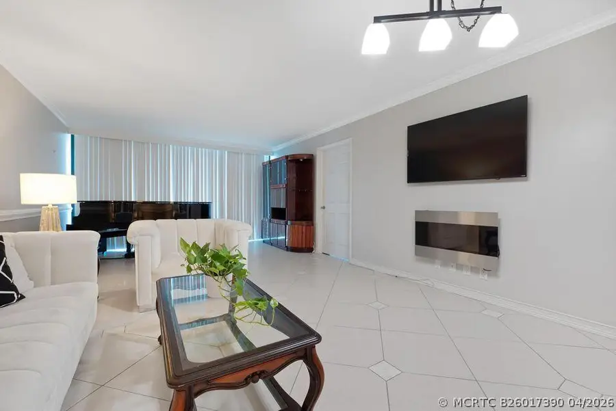 2400 Presidential Way #1206, West Palm Beach, FL 33401 - #2
