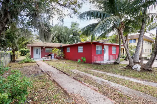 426 NE 166th Street #2, North Miami Beach, FL 33162