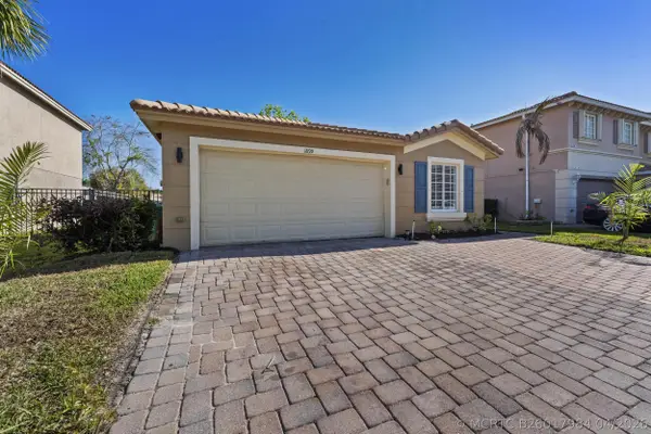 1899 Newport Isles Boulevard, Port St Lucie, FL 34953