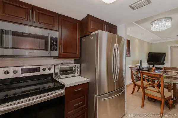 2076 S Ocean Drive #207, Hallandale Beach, FL 33009