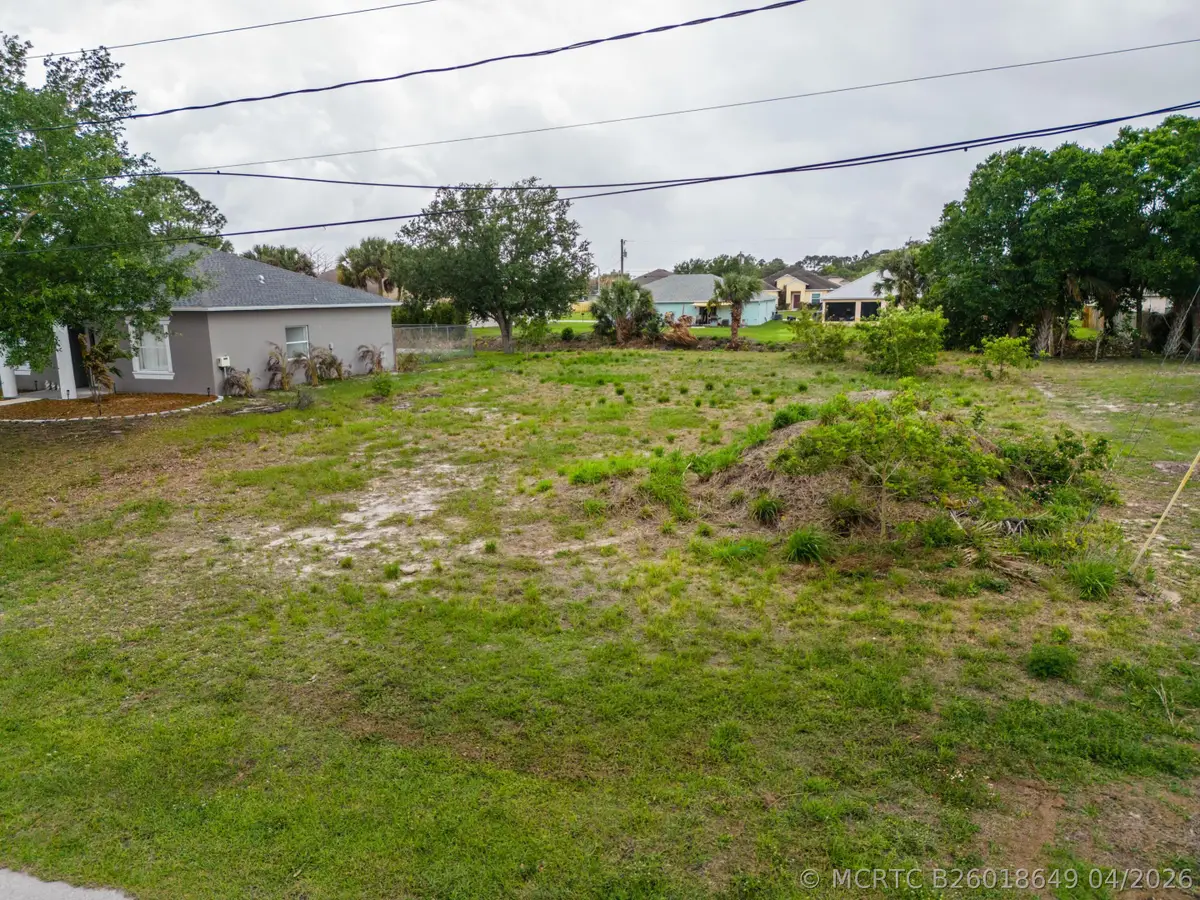 1110 SW Hunnicut Avenue, Port Saint Lucie, FL 34953 - #1