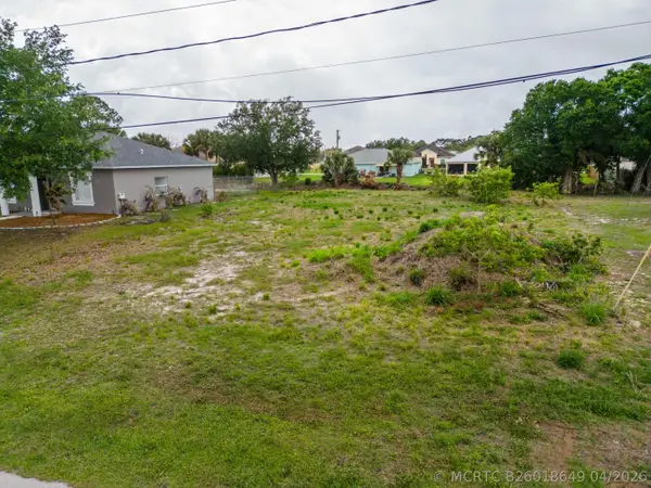 1110 SW Hunnicut Avenue, Port St Lucie, FL 34953