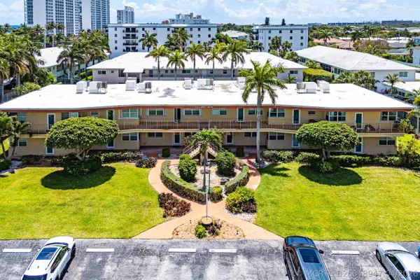 930 Osceola Drive #9, Boca Raton, FL 33432