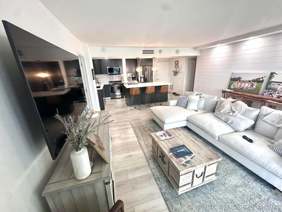1 Las Olas Circle #1211, Fort Lauderdale, FL 33316 - #3
