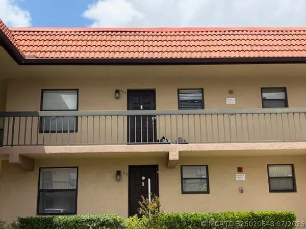 21906 Lake Forest Circle #APT 205, Boca Raton, FL 33433