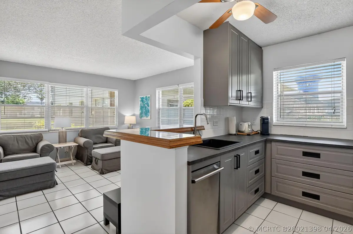 492 W Tilford, Deerfield Beach, FL 33442 - #1