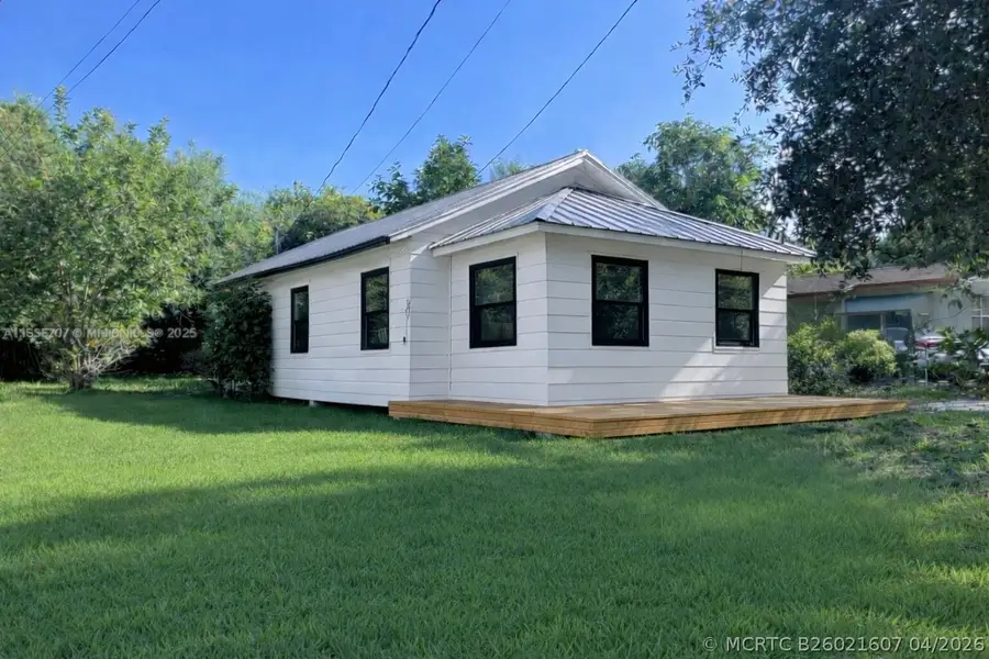 156 Pearl Street, Boca Raton, FL 33432 - #3