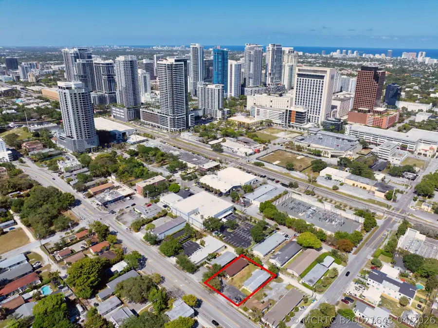 638 SW 4th Avenue, Fort Lauderdale, FL 33315 - #3
