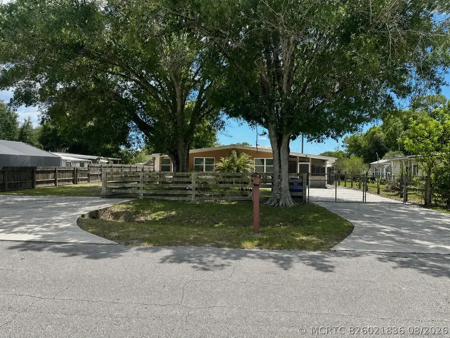 1005 NW 5th Street, Okeechobee, FL 34972 - #2