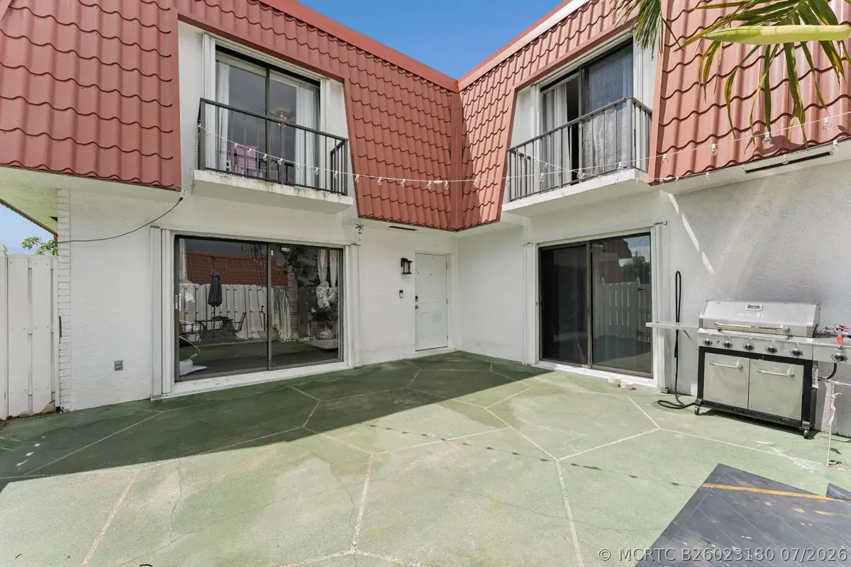 1425 Oxford Lane, Boynton Beach, FL 33426 - #1