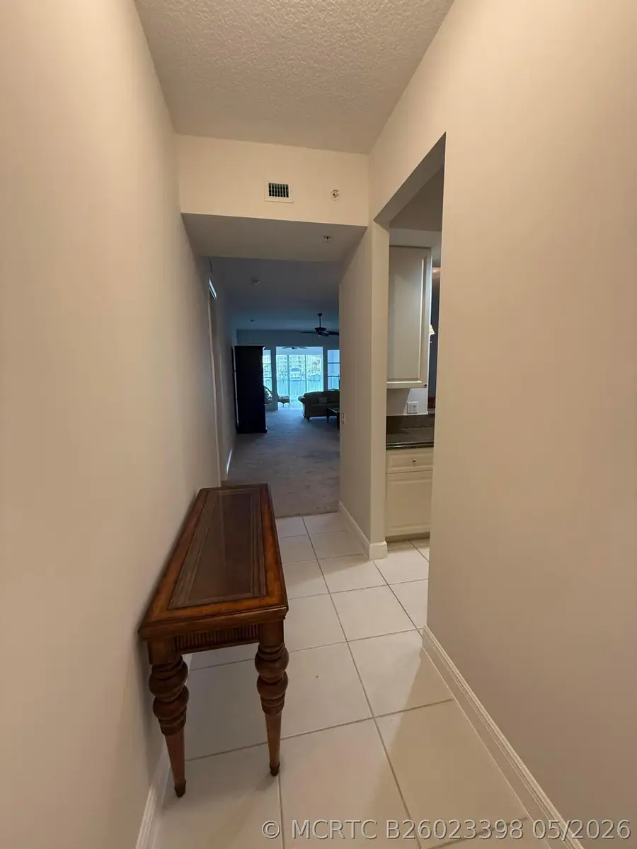 11 W Harbour Isle Dr W #105, Fort Pierce, FL 34949 - #2