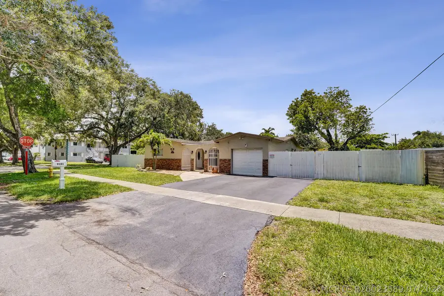 9101 SW 52nd Court, Cooper City, FL 33328 - #3