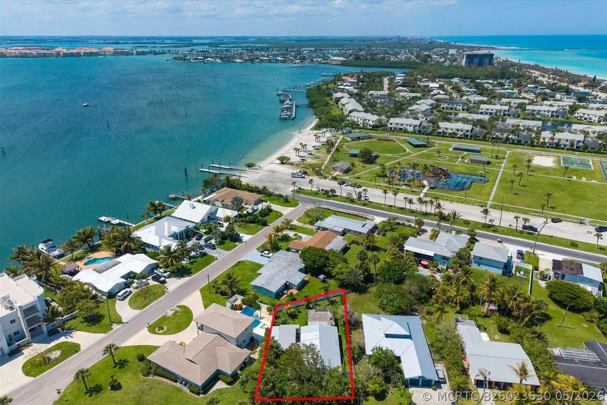 1706 Plover Avenue, Fort Pierce, FL 34949 - #1