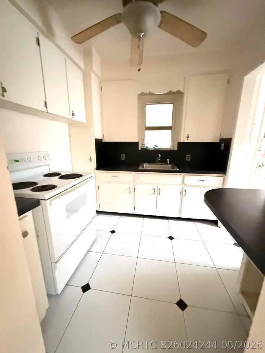 1106 NE 18th Avenue, Fort Lauderdale, FL 33304 - #3
