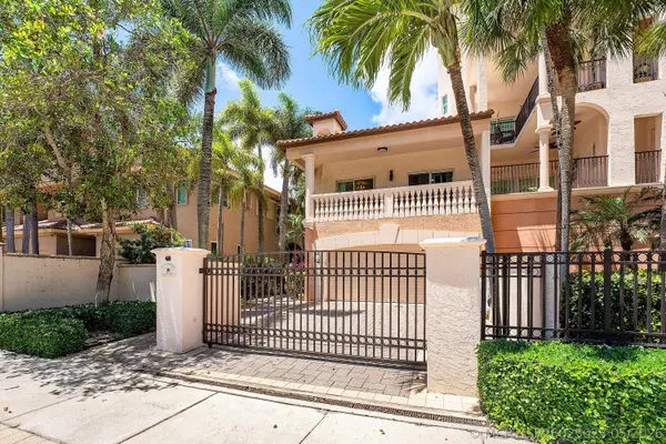 19 Hendricks Isle, Fort Lauderdale, FL 33301