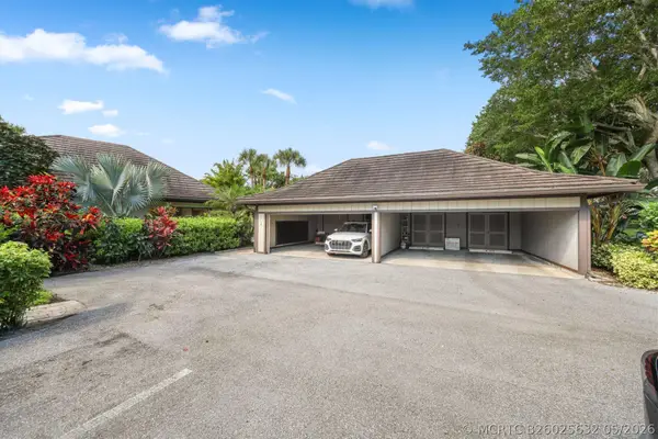 2835 Polo Island Drive #H104, Wellington, FL 33414