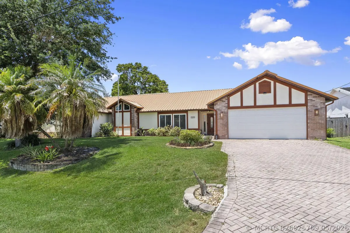 229 NE Sagamore Terrace, Port Saint Lucie, FL 34983 - #1