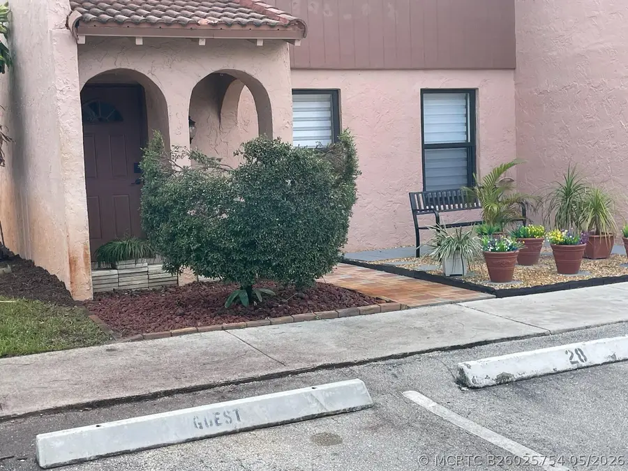 28 Madrid Lane, Davie, FL 33324 - #2
