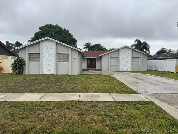 589 Cashiers Drive, West Palm Beach, FL 33413