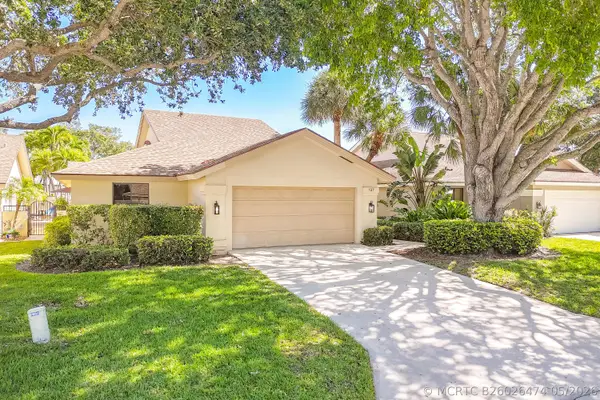 137 Harbourside Circle, Jupiter, FL 33477