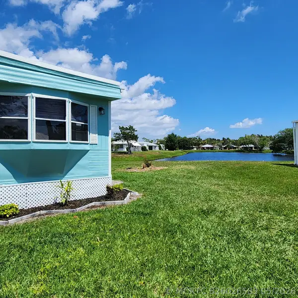 17 Rio Verde Way, Port St Lucie, FL 34952