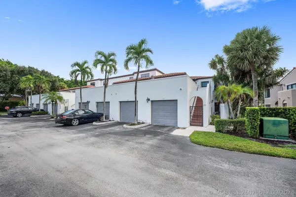 6614 Villa Sonrisa Drive #123, Boca Raton, FL 33433