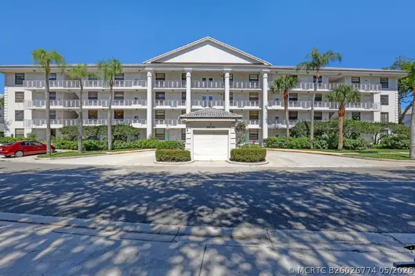 3650 Whitehall Drive #201, West Palm Beach, FL 33401
