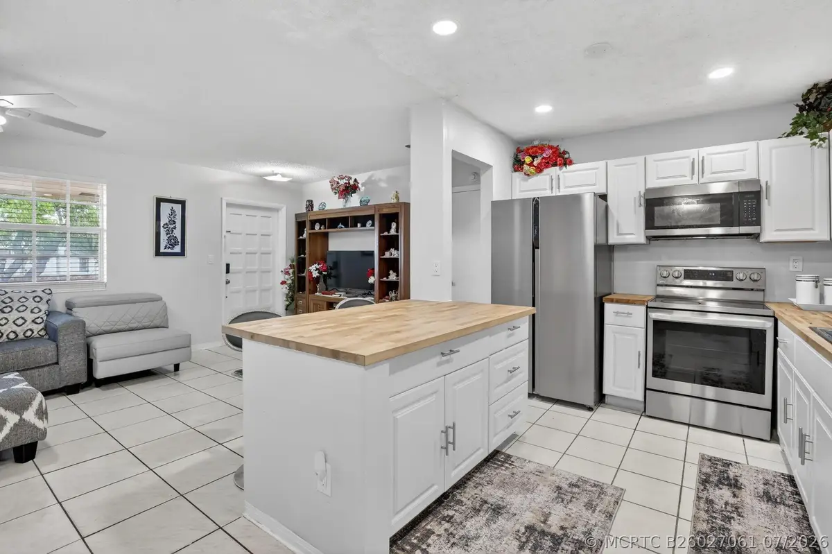 1411 NW 89th Avenue, Pembroke Pines, FL 33024 - #1