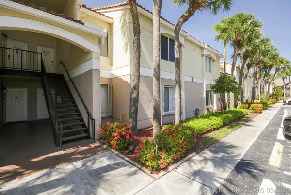 815 W Boynton Beach Boulevard #11-103, Boynton Beach, FL 33426