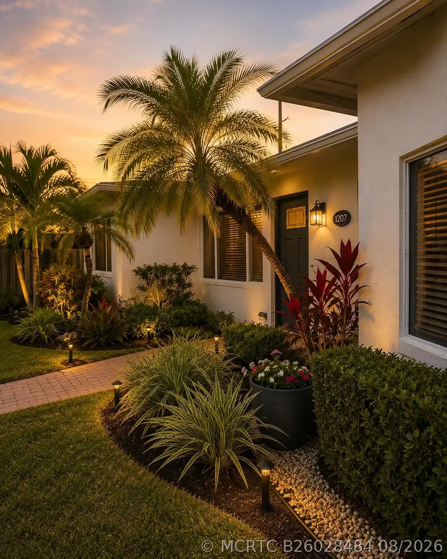 1207 NE 12th Avenue, Fort Lauderdale, FL 33304 - #2
