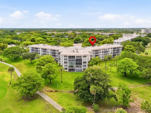 3800 Oaks Clubhouse Drive #410, Pompano Beach, FL 33069